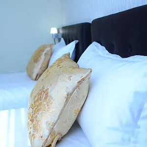 2* Hotell The Helmet